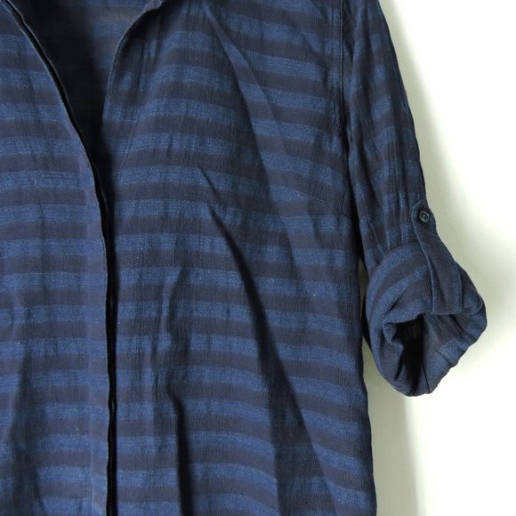 Tommy Bahama XS navy blue shadow stripe button down light blouse top shirt - Picture 3 of 10